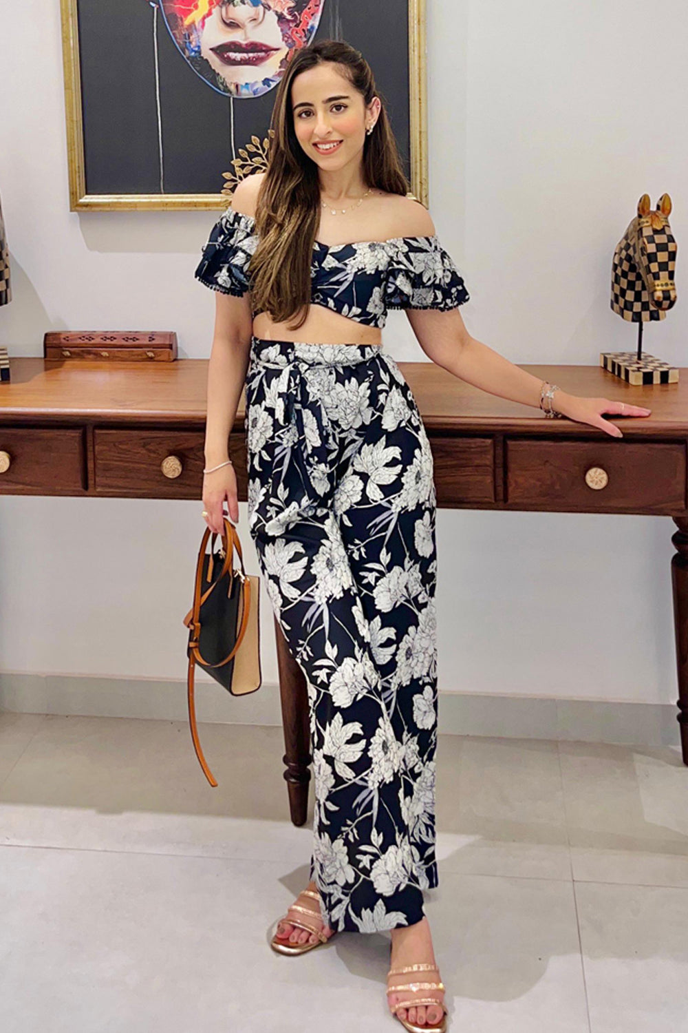 Smridhi Oberoi In Our Carina Floral Crop Top