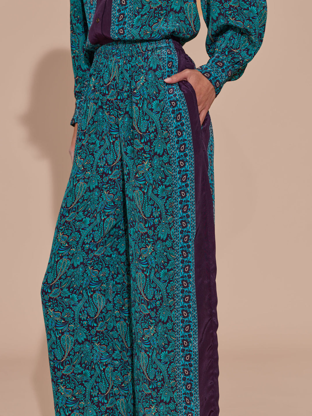 Lisa Mulberry Printed Pants