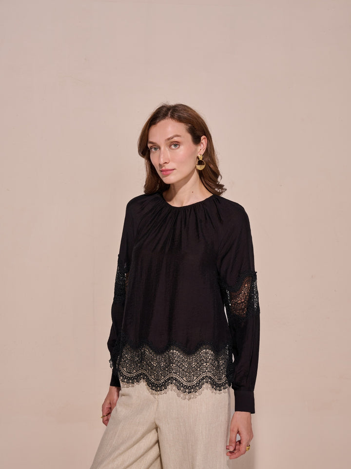 Amber Lace Top