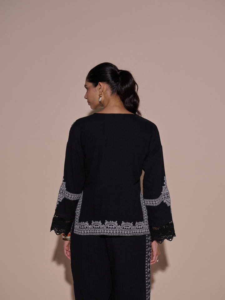 Cassie Top