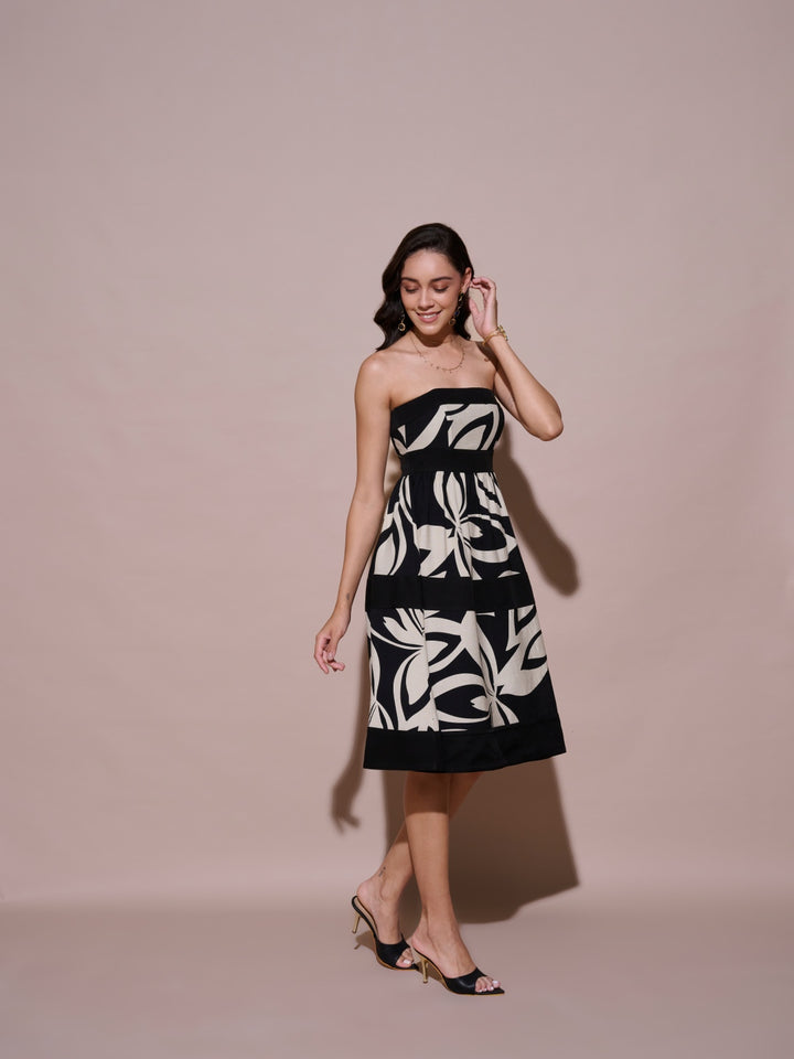 Suhana Nanda in our Cher Tube Dress