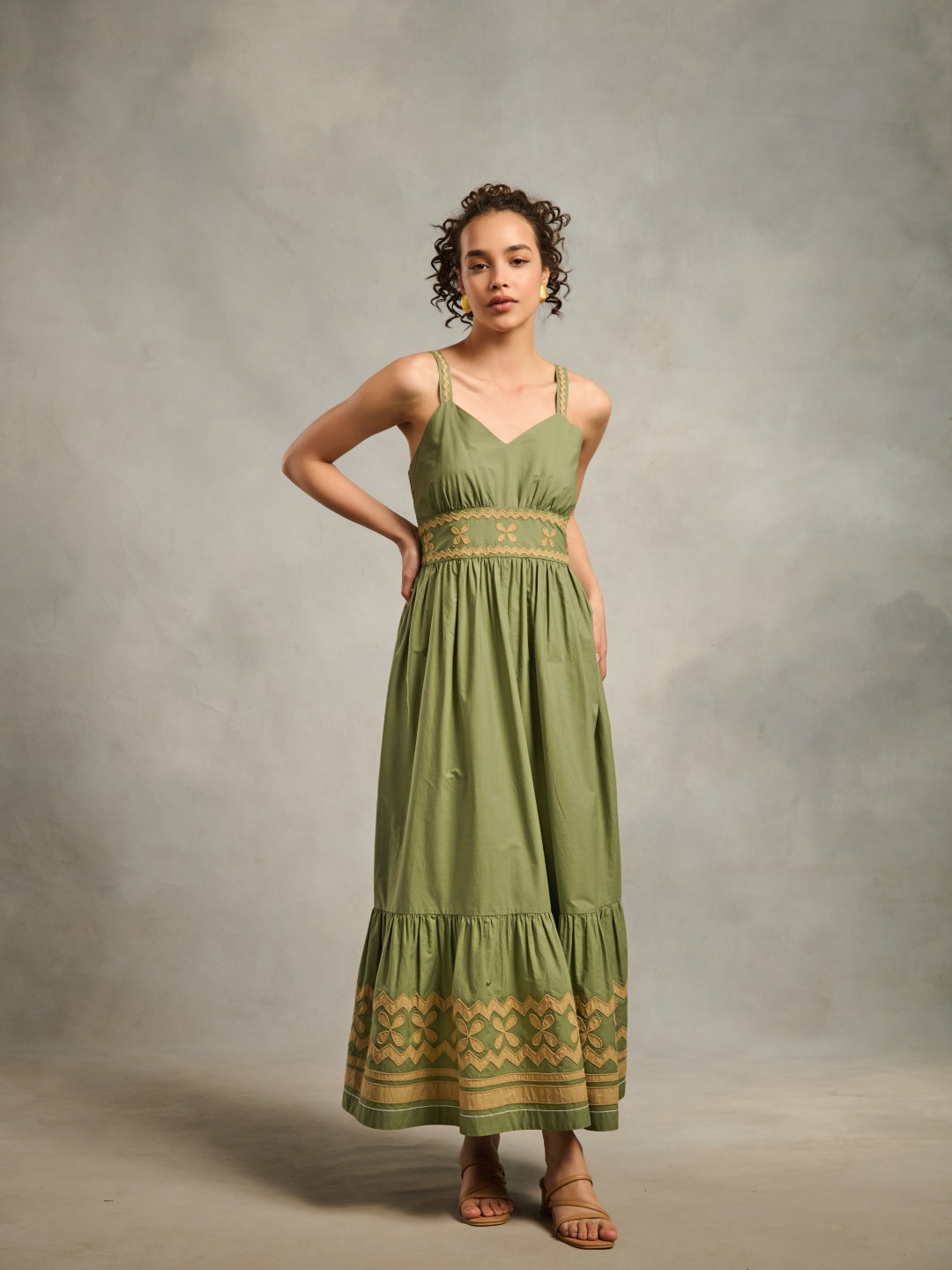 Sara Applique Maxi
