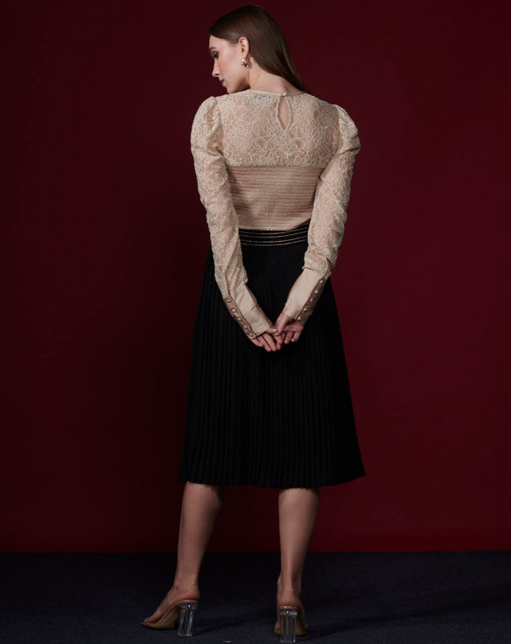 Sandy Lace Top