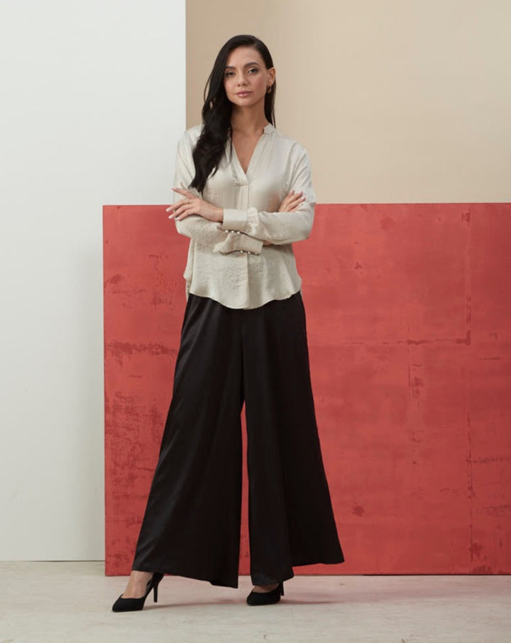 Slender Blouse