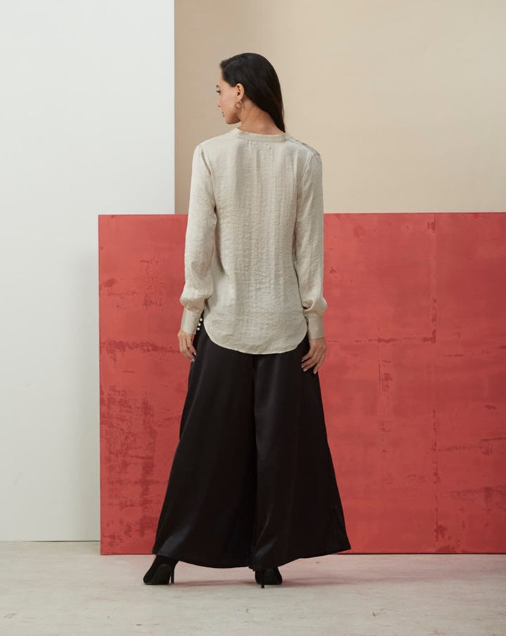 Slender Blouse