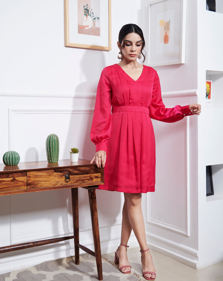 Olivia Knee-Length Dress