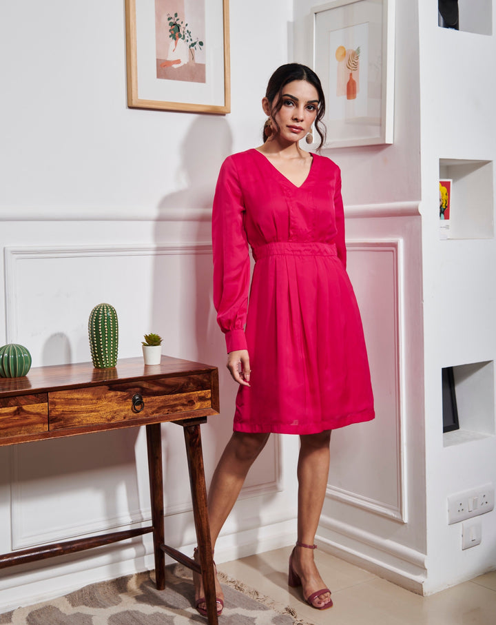 Olivia Knee-Length Dress